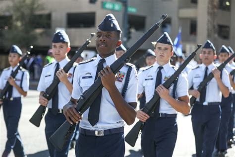 Does ROTC Pay for College? What You Need to Know About ROTC Scholarships.