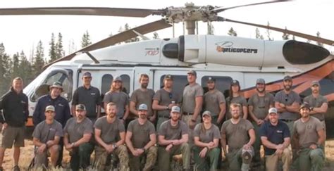 Blackhawk helitack crew wins Lead by Example Award - Fire Aviation