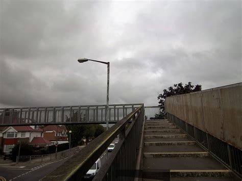 Footbridge at Rochester way,1 | John Doo | Flickr