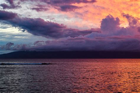 Hawaiian Sunset, Lahaina, Maui, 2020 Photograph by AR Duchene | Fine ...