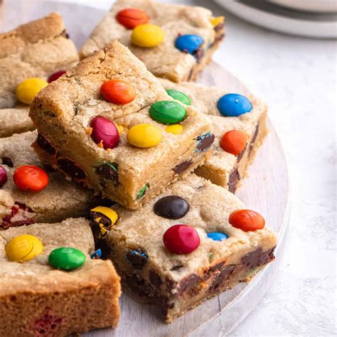 M & M Cookie Bars - JoyFoodSunshine