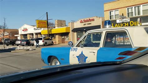 Vintage Chicago Police Cars on Milwaukee Avenue in Niles, Illinois [01. ...