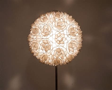 Vintage Capiz shell flower floor lamp from Rausch 1960s - Design Market