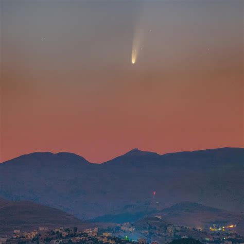 Comet NEOWISE Has Suddenly Become Visible to the Unaided Eye