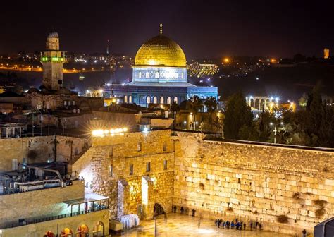 Out on Jerusalem's Night of Nights