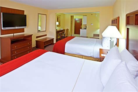 Discount Coupon for Holiday Inn Express Hotel & Suites Murray in Murray ...