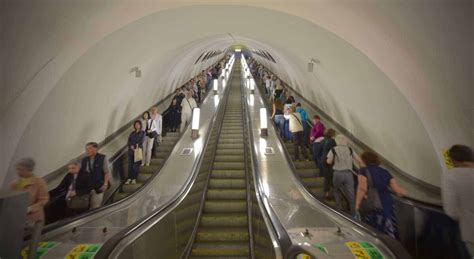 How to Use the Moscow Metro & Which Stations to Visit