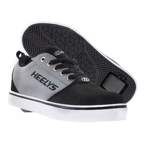 What Happened to Heelys? The Total Story of This Footwear Innovation | SPY