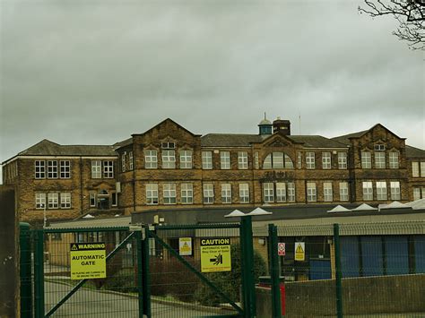 Morley Academy, Fountain Street - old... © Stephen Craven :: Geograph ...