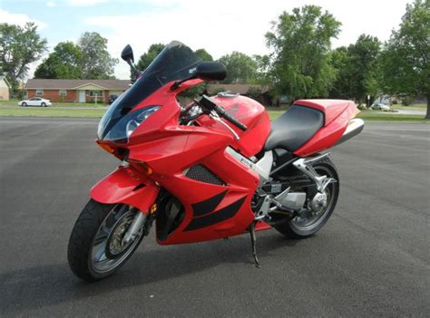 2004 Honda vfr800 colors