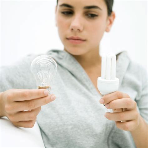 What to Know About Fluorescent Light | The Family Handyman