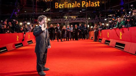 "She Came to Me" | Red Carpet Highlights | Berlinale 2023 - YouTube