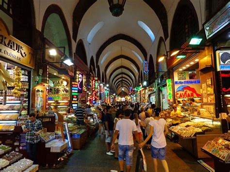 Must-Visited Historical Bazaars in Istanbul - TripOrbis.com