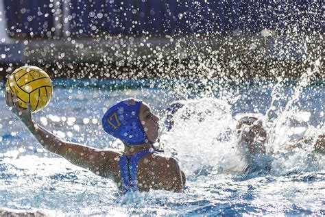 No. 3 UCLA women’s water polo keeps up winning record after weekend ...