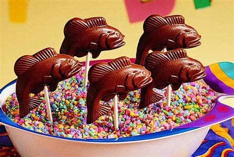 Chocolate Fish Lollipops