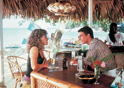 Sex On The Beach And How The '80s Almost Ruined Cocktails - Food Republic