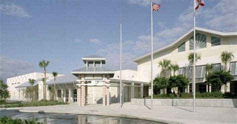 Orlando-Area High School To Close Campus For 2 Weeks | Health News Florida