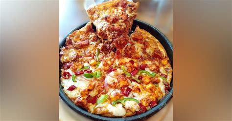 Joey's Will Definitely Make You Fall In Love With Their Pizzas | LBB