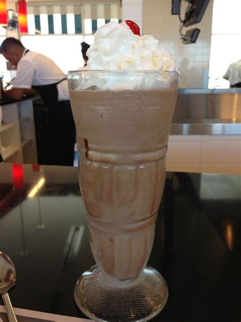 Steak 'n Shake | Shakes, Milkshake, Ice cream