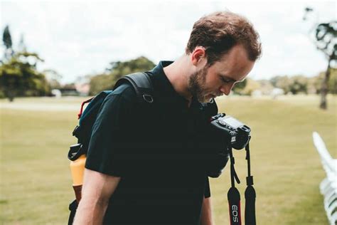 Freelance Photography Tips + 36 Ways to Find Jobs