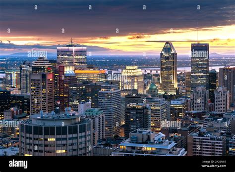 Montreal skyline by night Stock Photo - Alamy