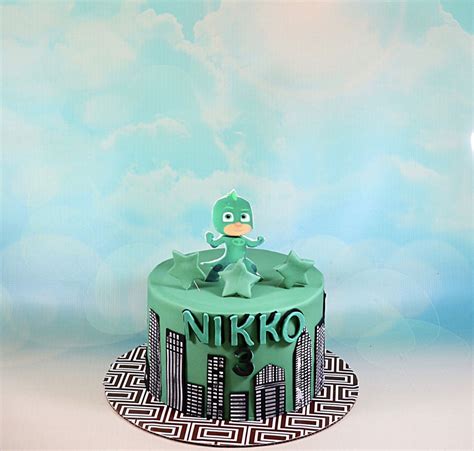 Pj Masks Gecko Cake - CakeCentral.com