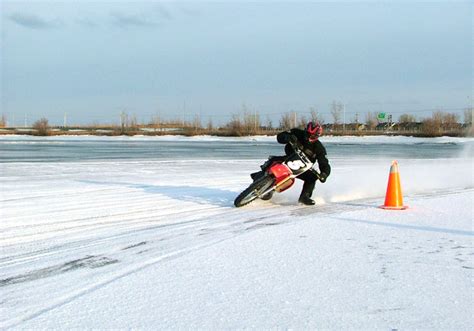 About Ice Racing