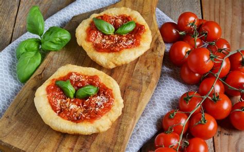 Ricetta Pizzelle con parmigiano - Cucchiaio d'Argento