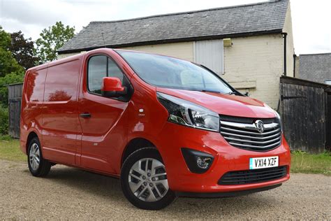 Vauxhall Vivaro van review (2014-2019) | Parkers