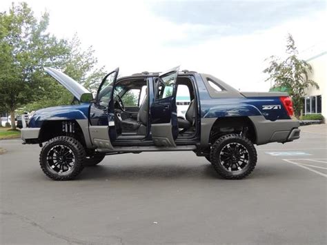 2002 Chevrolet Avalanche 1500 / 4X4 / Leather / Sunroof / LIFTED LIFTED