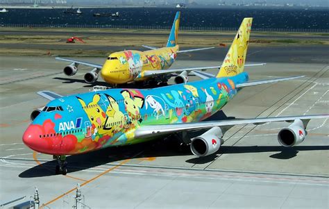 Wowing you with the airplane livery - SKYTRAX