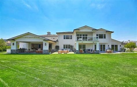 Kylie Jenner drops over $12 million on her FOURTH mansion - Mirror Online