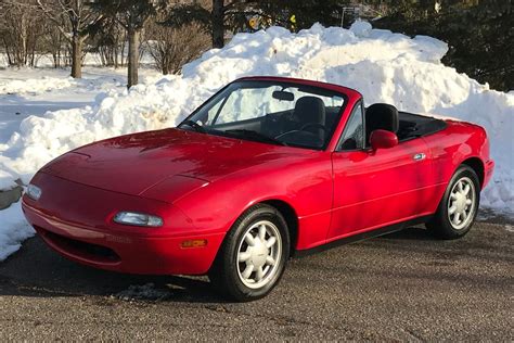 27k-Mile 1990 Mazda MX-5 Miata for sale on BaT Auctions - sold for ...