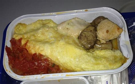 The World’s Worst Airline Food | Worlderz.com