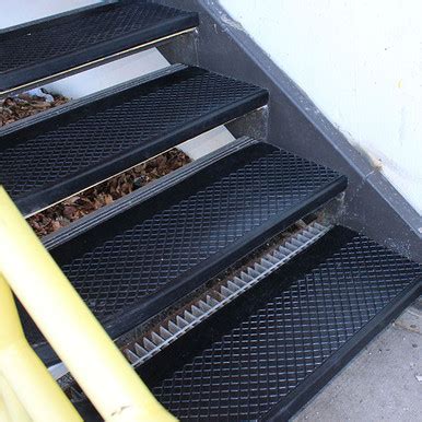 Exterior Rubber Stair Tread - Watco Industrial Flooring