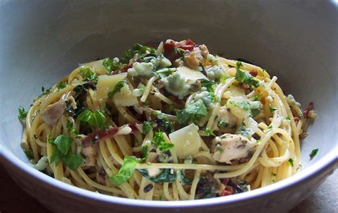 Chicken Gorgonzola and Pancetta Pasta - Epicure's Table