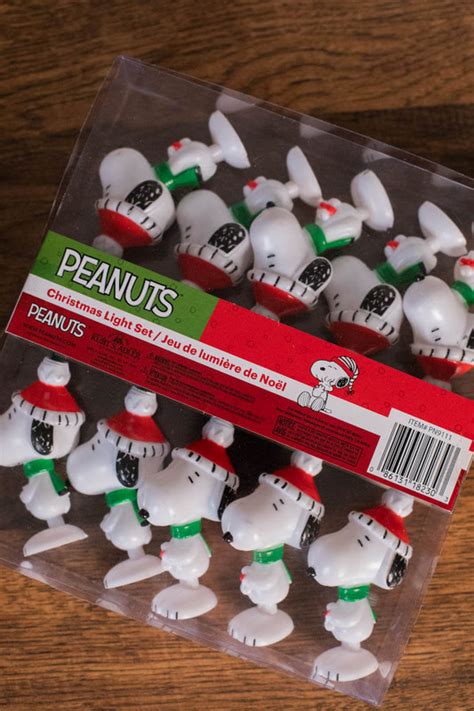 Shop Peanuts/Snoopy Novelty Christmas Light Set best quality | delivery free over $80 at ...