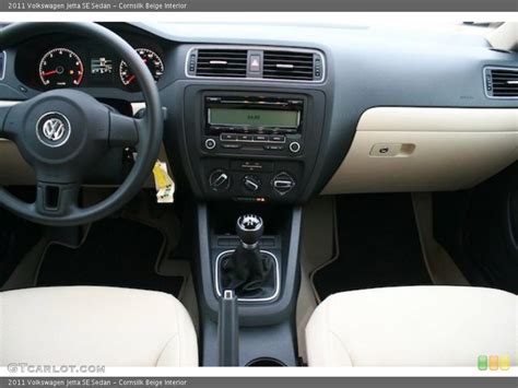 Cornsilk Beige Interior Dashboard for the 2011 Volkswagen Jetta SE Sedan #41726819 | GTCarLot.com