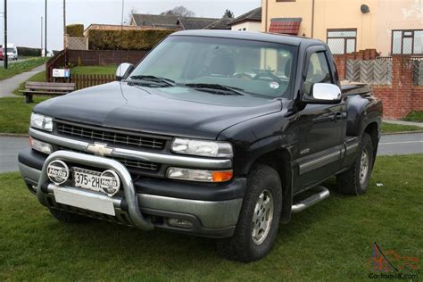 A Rare Find In The UK 2000 Chevrolet Silverado LS 1500 4x4