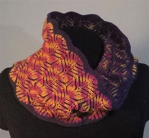 Knitting Pattern for a Two Color Brioche Stitch Cowl abutilon - Etsy