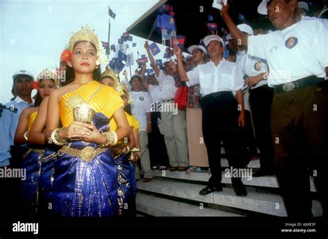 Royal Cambodian Ballet. Phnom Penh Cambodia Stock Photo - Alamy