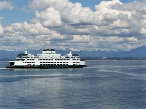 The ferry across Puget Sound | Smithsonian Photo Contest | Smithsonian Magazine