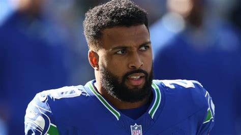 Seahawks' Julian Love Fires Back at Reporter, Reveals Reason for Cigars