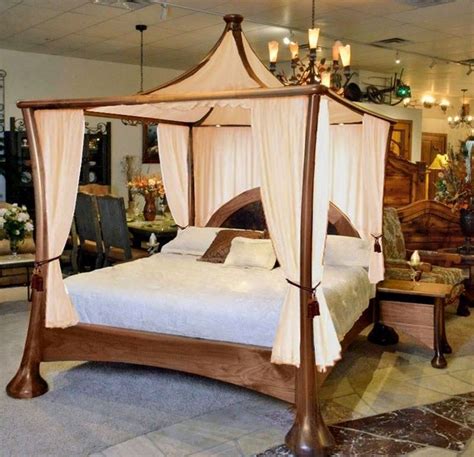 Cool 25 Romantic Canopy Bed Ideas For Charming And Comfortable Bedroom https://goodsgn.com/be ...