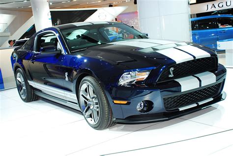 AUTOMOVEL V8 V10 V12 V16: FORD MUSTANG SHELBY GT500 AZUL DUAS PORTAS