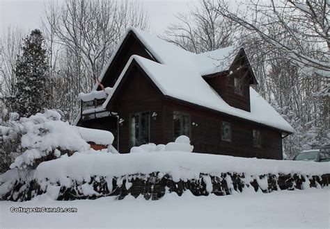 9 Best Ontario Winter Cottage Getaways