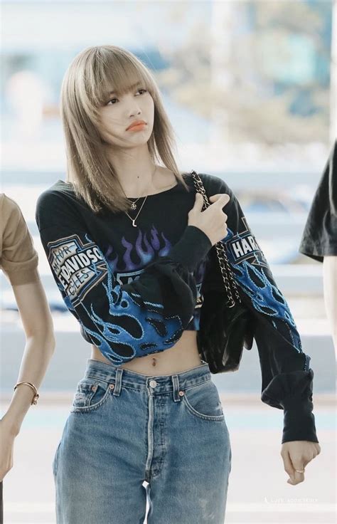 BLACKPINKOFFICIAL | Blackpink fashion, Fashion, Blackpink lisa