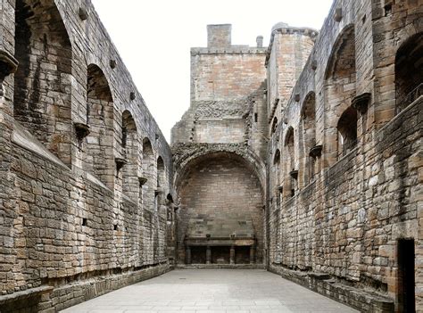 Ruins of Linlithgow Palace, Great Hall or Parliament House, in the ...