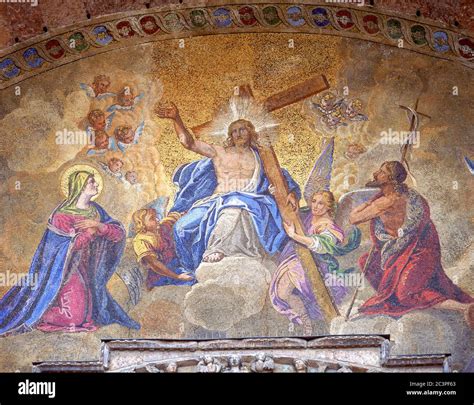 Basilica di san marco mosaics hi-res stock photography and images - Alamy