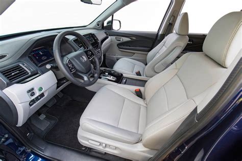 2019 Honda Pilot Interior Pictures